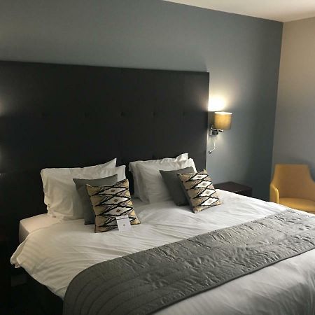 Stafford South Hatherton Hotel Penkridge Exteriör bild