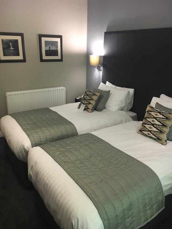 Stafford South Hatherton Hotel Penkridge Exteriör bild